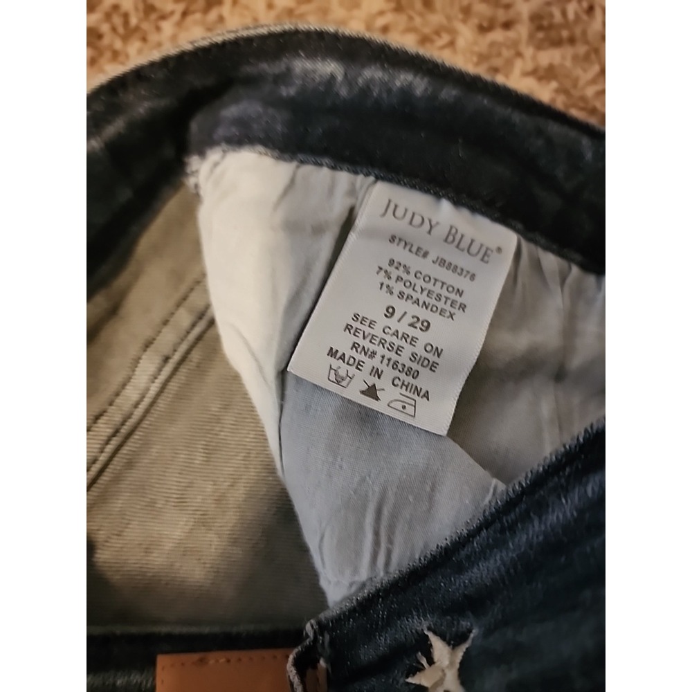 Judy Blue JB88376 Star Embroidered High Rise Super Flare Jean Women's Size 9/29 - Picture 5 of 11
